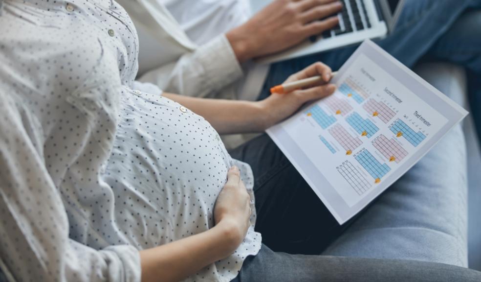 Tips on Saving for Maternity Leave, by a Financial Expert The